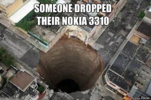 Niekomu spadla jeho Nokia 3310 Zdroj: Facebook